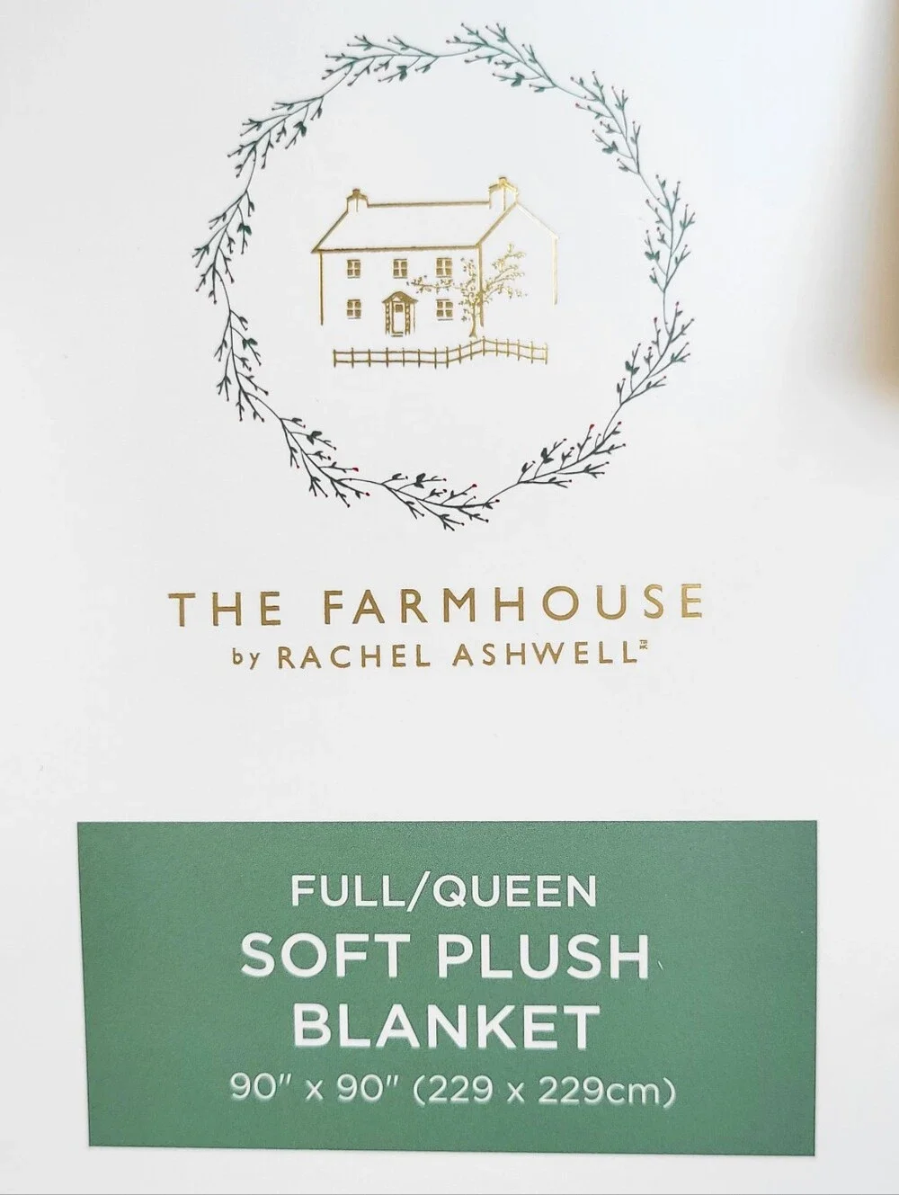The Farmhouse by Rachel Ashwell Good Tidings Plush Christmas Holiday Blanket NWT